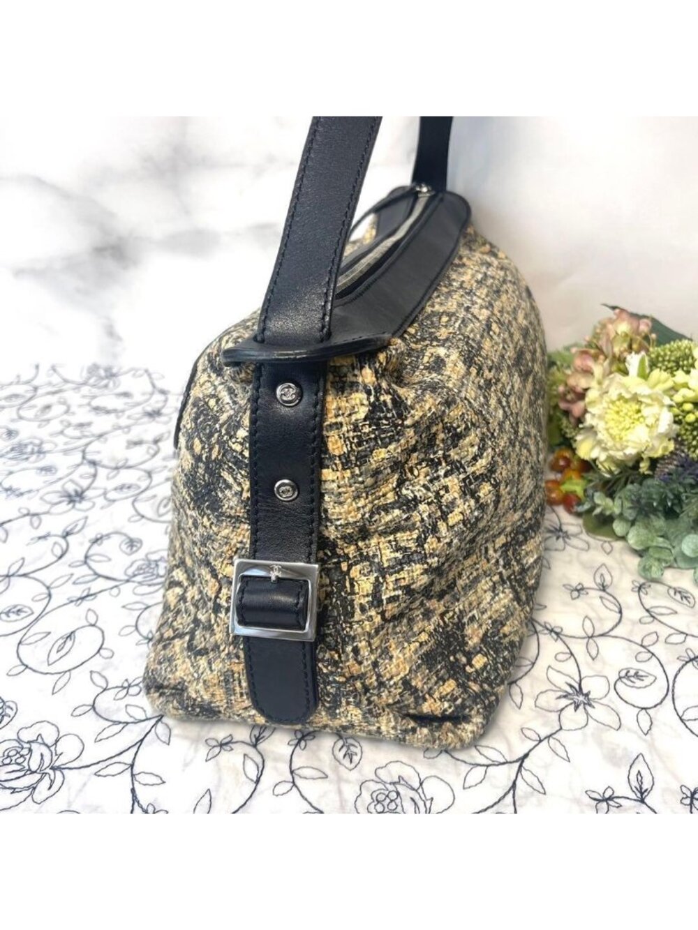 ★SOLD★ Chanel Canvas Icon Clover Wallet - Picture 6 of 11